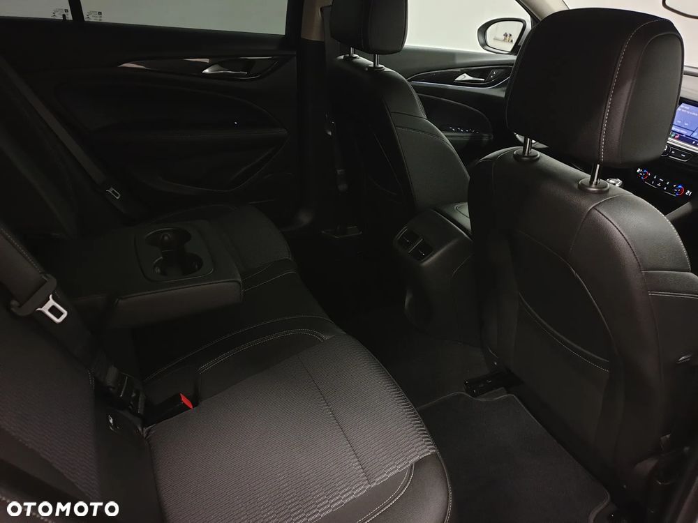 Opel Insignia 2.0 4x4 Innovation - 26