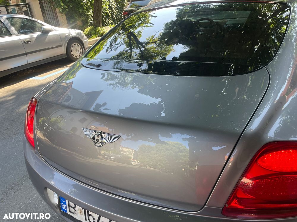 Bentley Continental GT - 10