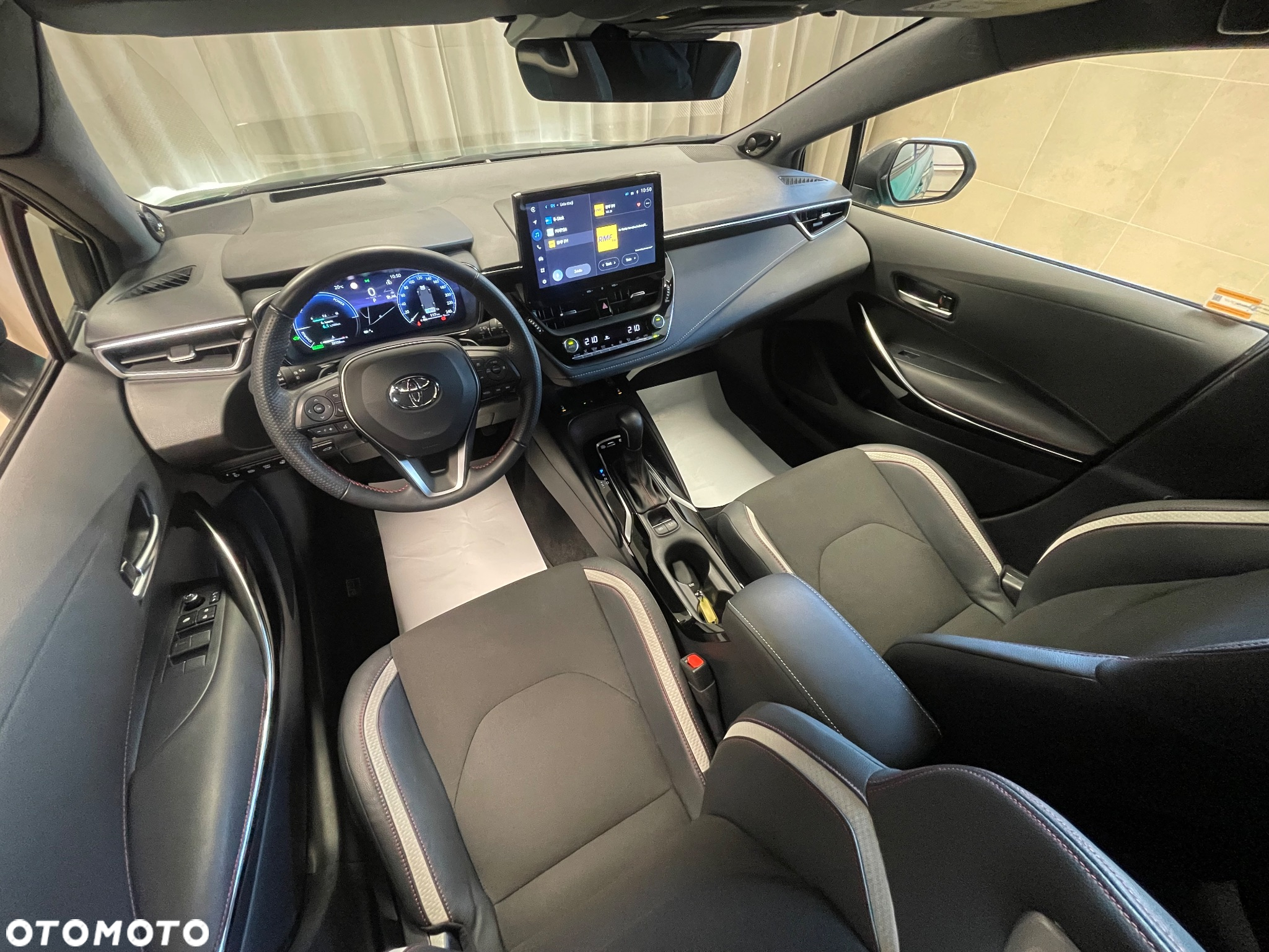 Toyota Corolla - 16