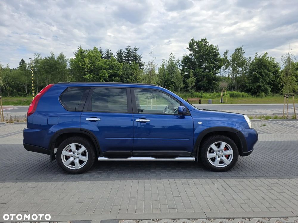 Nissan X-Trail 2.0 dCi LE - 4