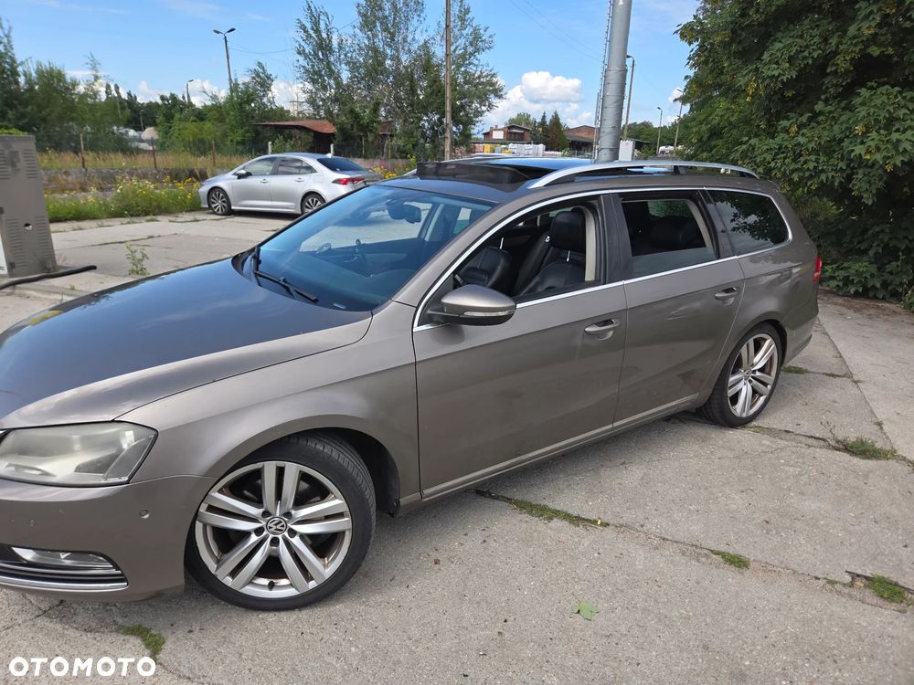 Volkswagen Passat 2.0 TDI DPF DSG R-Line Edition - 16