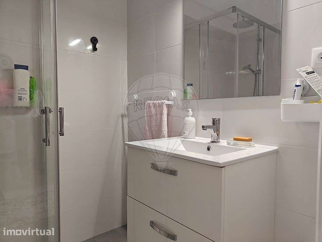 Apartamento T0 para arrendamento - Grande imagem: 2/22