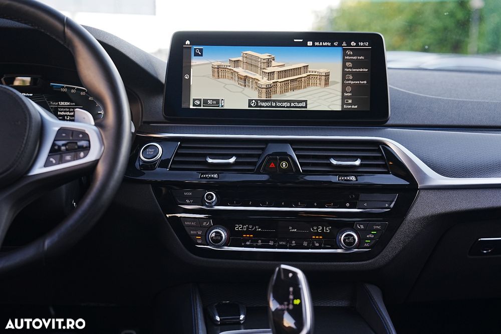 BMW Seria 5 530e Aut. M Sport Edition - 12