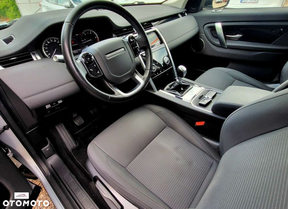 Land Rover Discovery Sport - 36