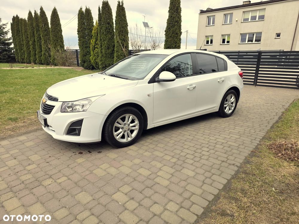 Chevrolet Cruze 1.7 D LT+ - 9