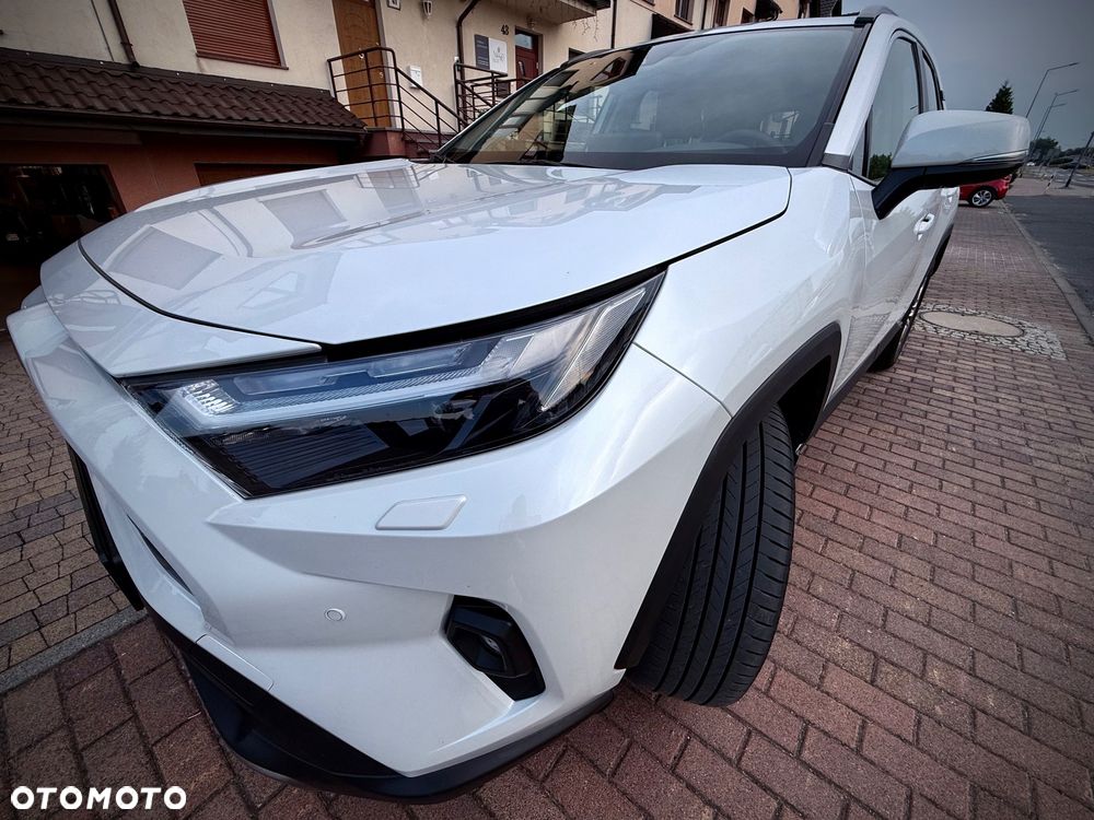 Toyota RAV4 - 1