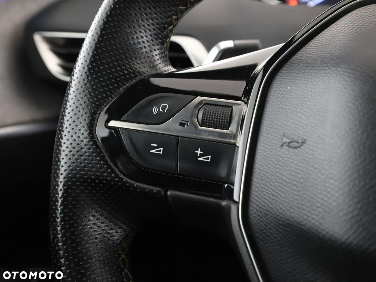 Peugeot 3008 2.0 BlueHDi GT S&S EAT8 - 35