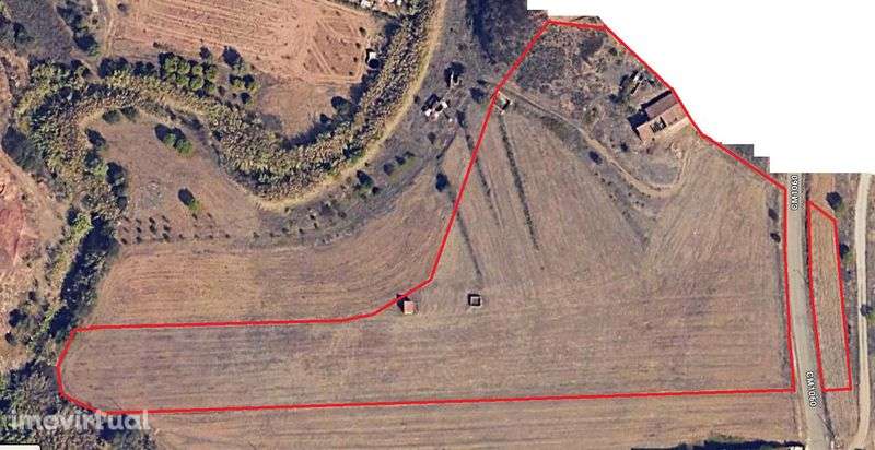 Arrenda-se Terreno/Espaço - Mexilhoeira Grande, Portimão - Grande imagem: 3/4