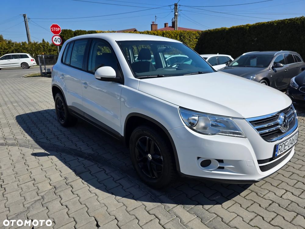 Volkswagen Tiguan - 10
