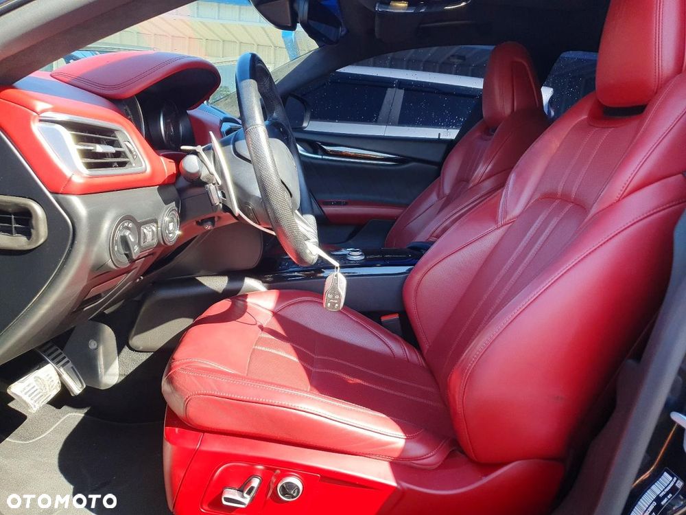 Maserati Ghibli S Modena - 4