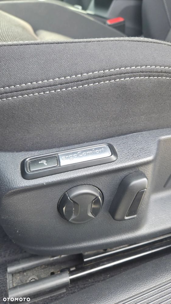 Volkswagen Passat 2.0 TDI SCR (BlueMotion Technology) DSG Comfortline - 15