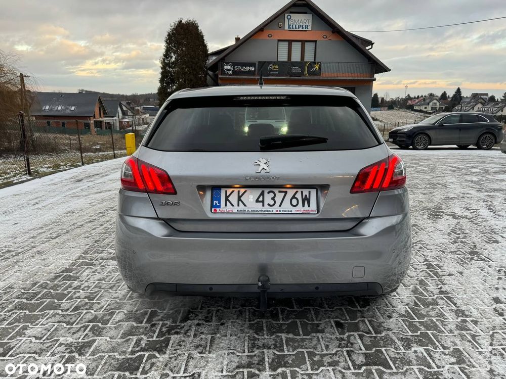 Peugeot 308 125 THP Active - 8