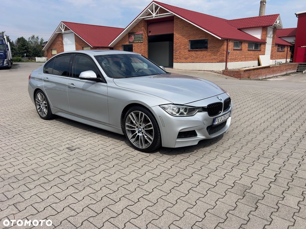BMW Seria 3 335i Sport-Aut Luxury Line - 22