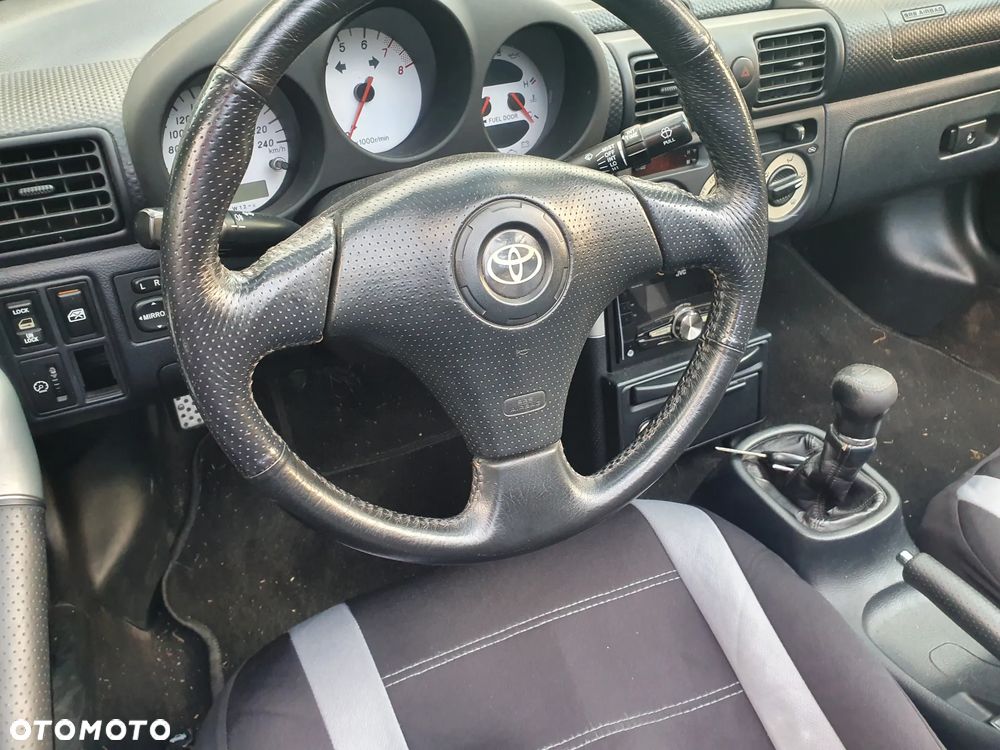 Toyota MR2 - 5