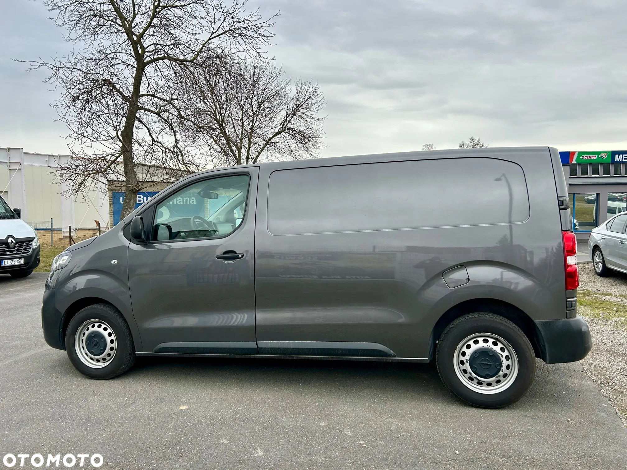 Opel Vivaro - 8