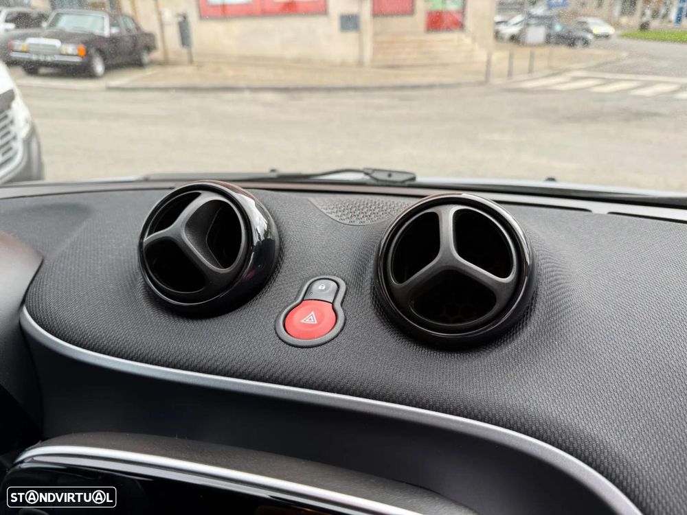 Smart Fortwo Cabrio 1.0 71 Passion Aut. - 17