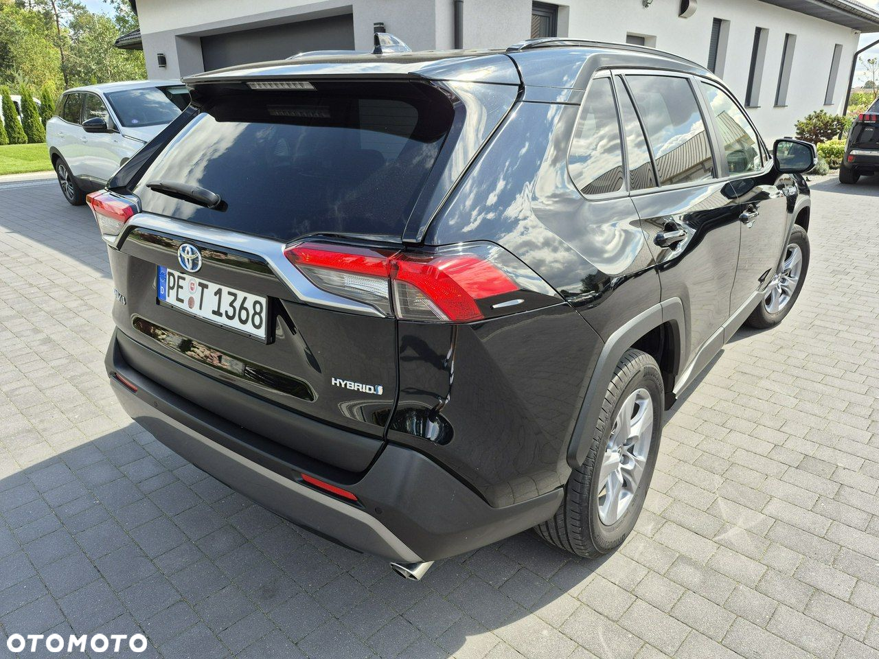 Toyota RAV4 - 7