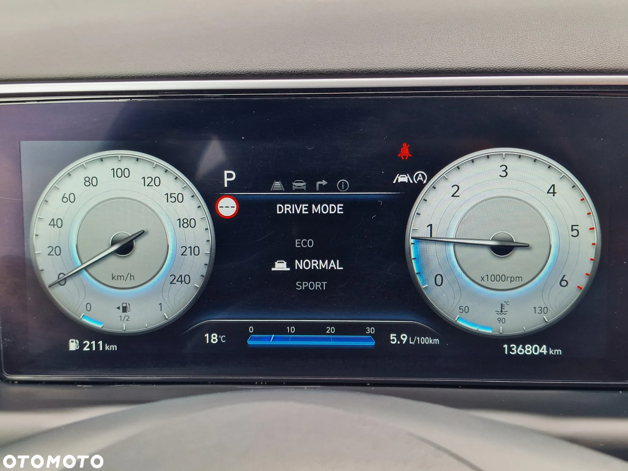 Hyundai Tucson 1.6 CRDi 48V-Hybrid 2WD DCT Select - 37