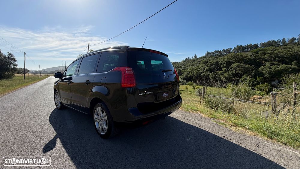 Peugeot 5008 1.6 HDi 7L Allure J17 - 9