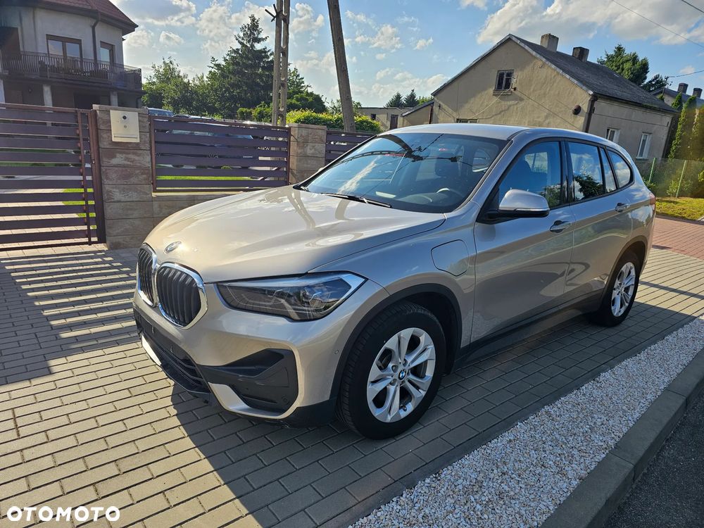 BMW X1 xDrive25e Advantage - 1