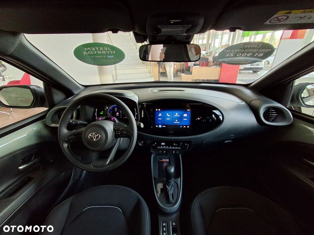 Toyota Aygo X Hybrid 1.5 Style e-CVT - 17