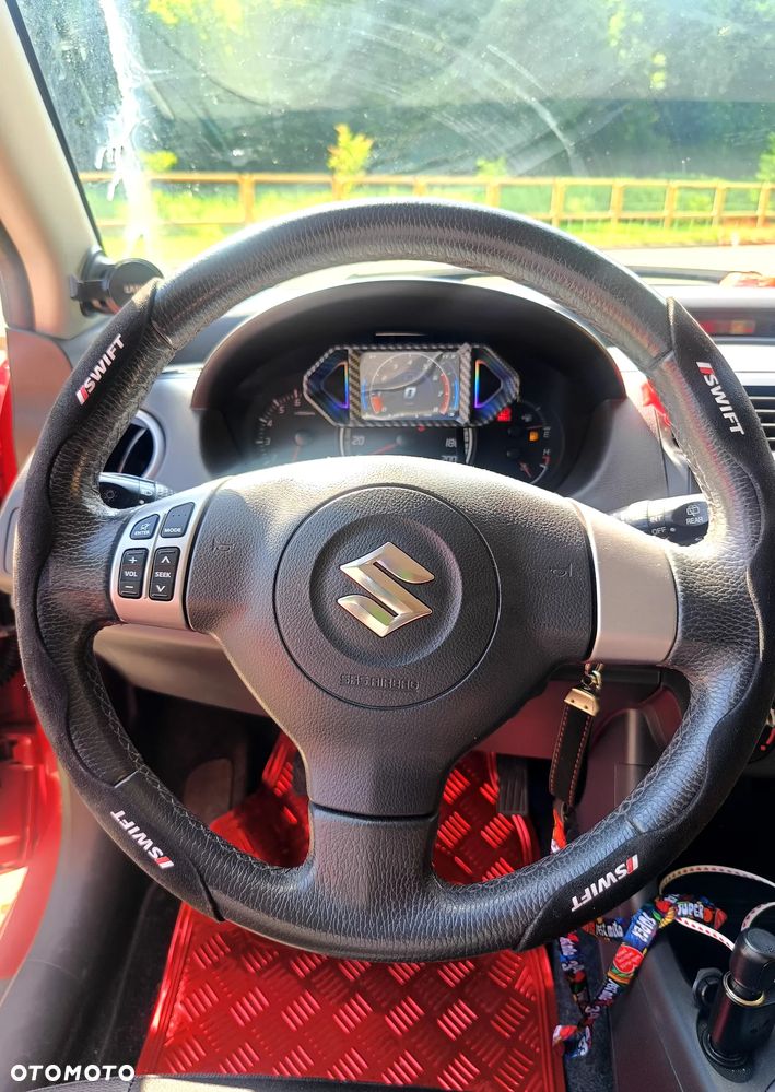 Suzuki Swift - 11