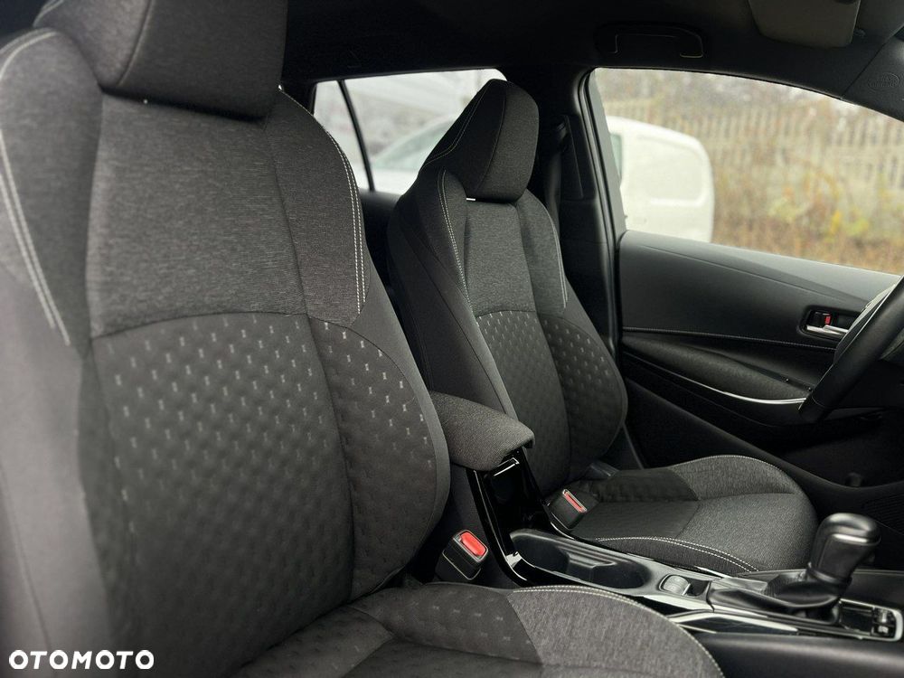 Toyota Corolla 1.8 Hybrid Style - 29