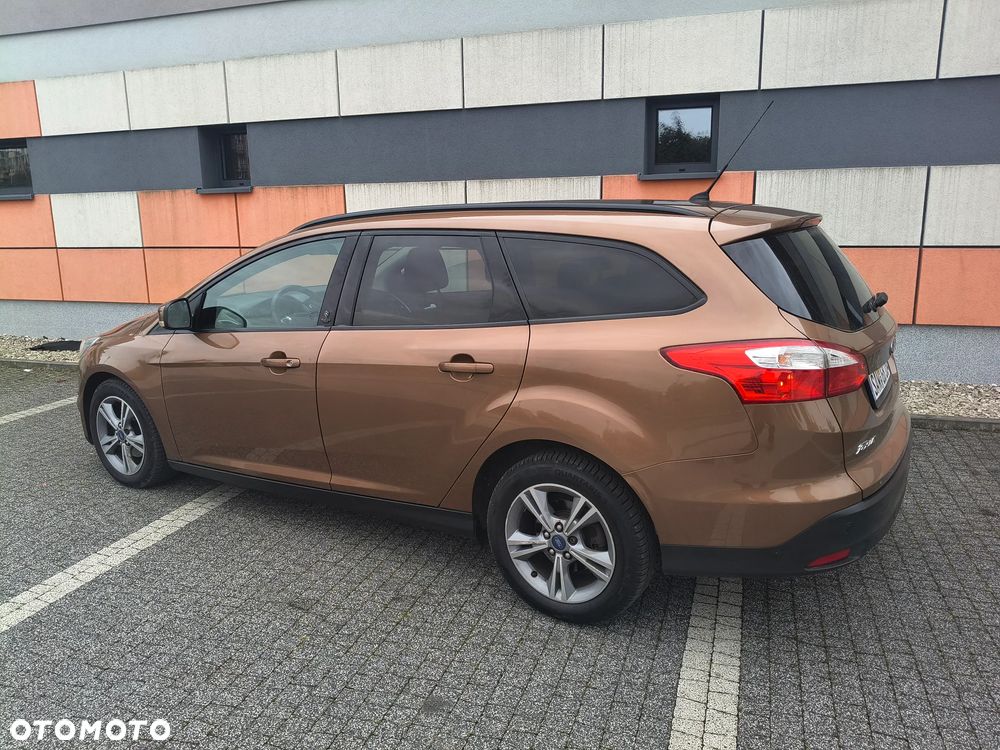 Ford Focus 1.6 TDCi DPF Champions Edition - 4