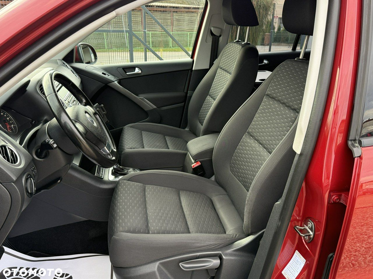 Volkswagen Tiguan - 20