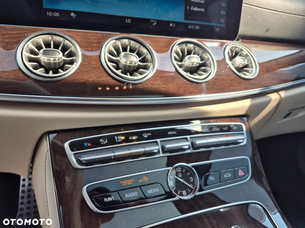 Mercedes-Benz CLS - 16