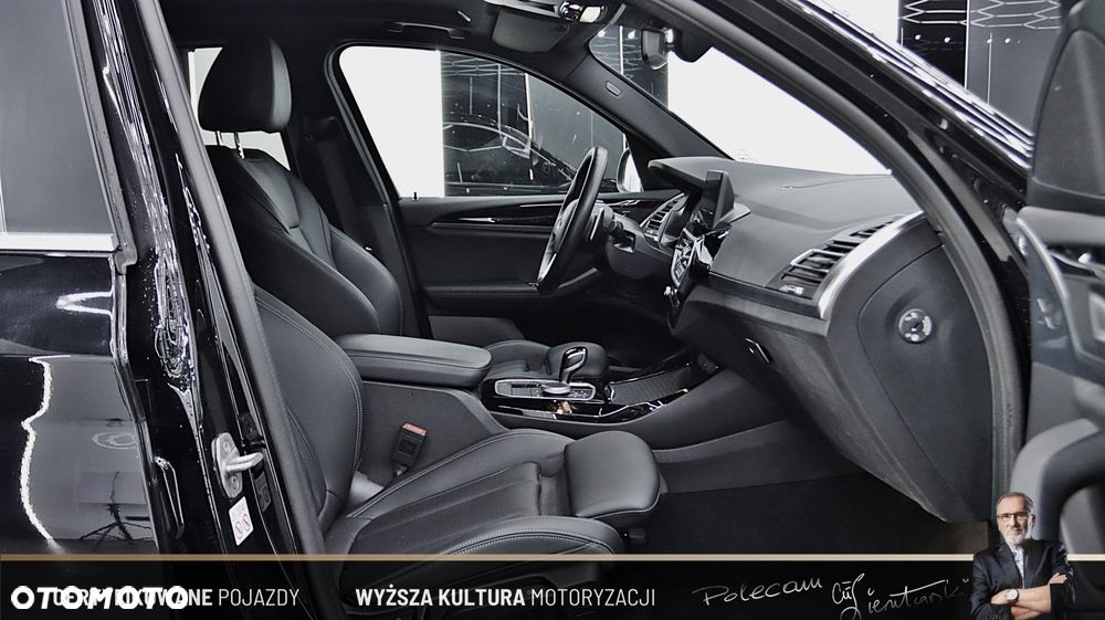 BMW X3 xDrive30e Luxury Line - 16