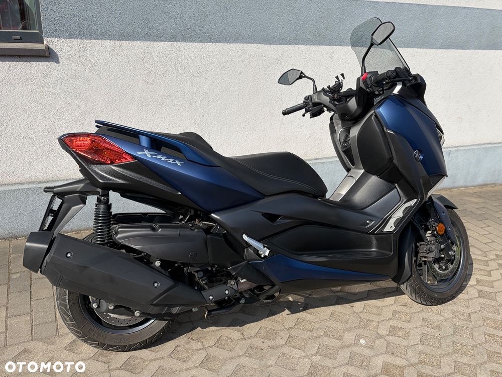 Yamaha X-max - 9