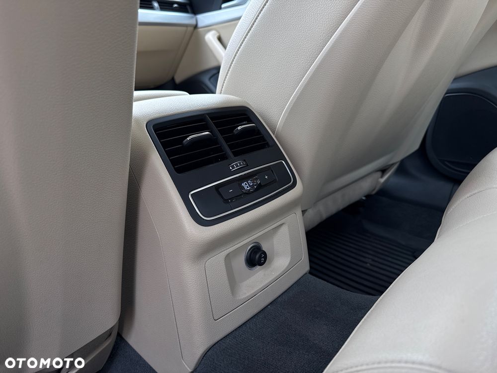 Audi A4 Limousine 45 TFSI Quattro Sport S tronic - 23