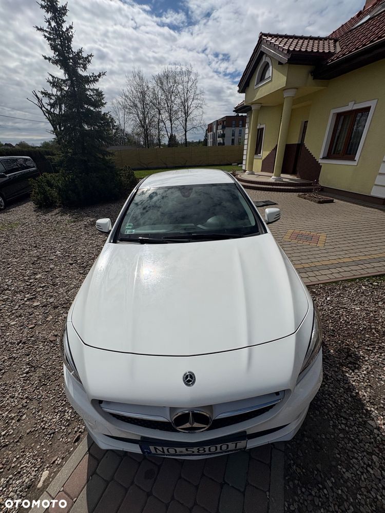 Mercedes-Benz CLA - 22