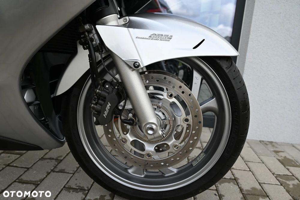 Honda ST - 28