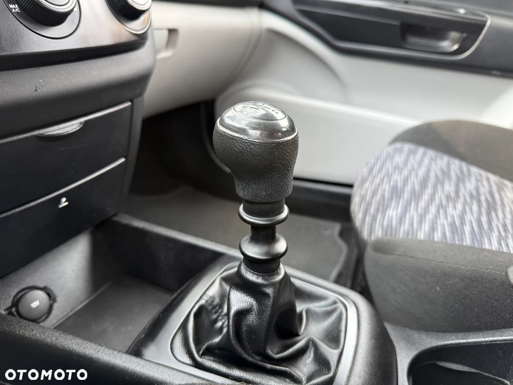 Kia Ceed 1.4 CVVT LX - 17