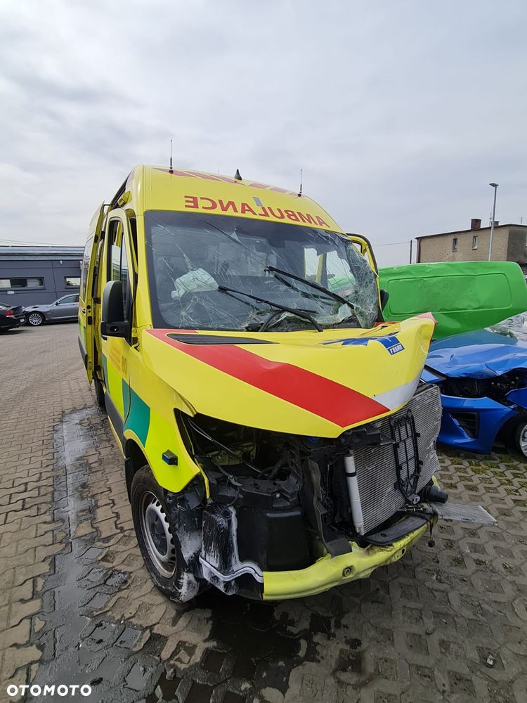Mercedes-Benz Sprinter Ambulans Kamper Furgon W907 319 CDI 3.0 V6 190 KM - 1