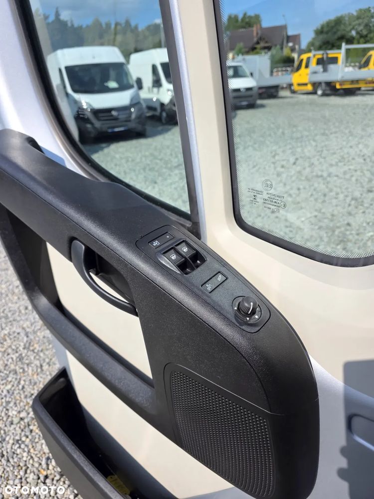 Peugeot BOXER 2,0 HDI 130 KONNY ŚREDNIAK WYSOKI L2H2 KLIMA WEBASTO 2 X BOCZNE DRZWI GWARANCJA LEDY - 16
