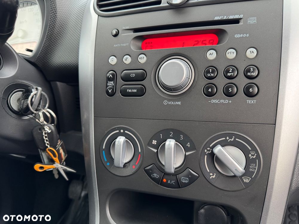 Suzuki Splash 1.3 DDiS Club - 23