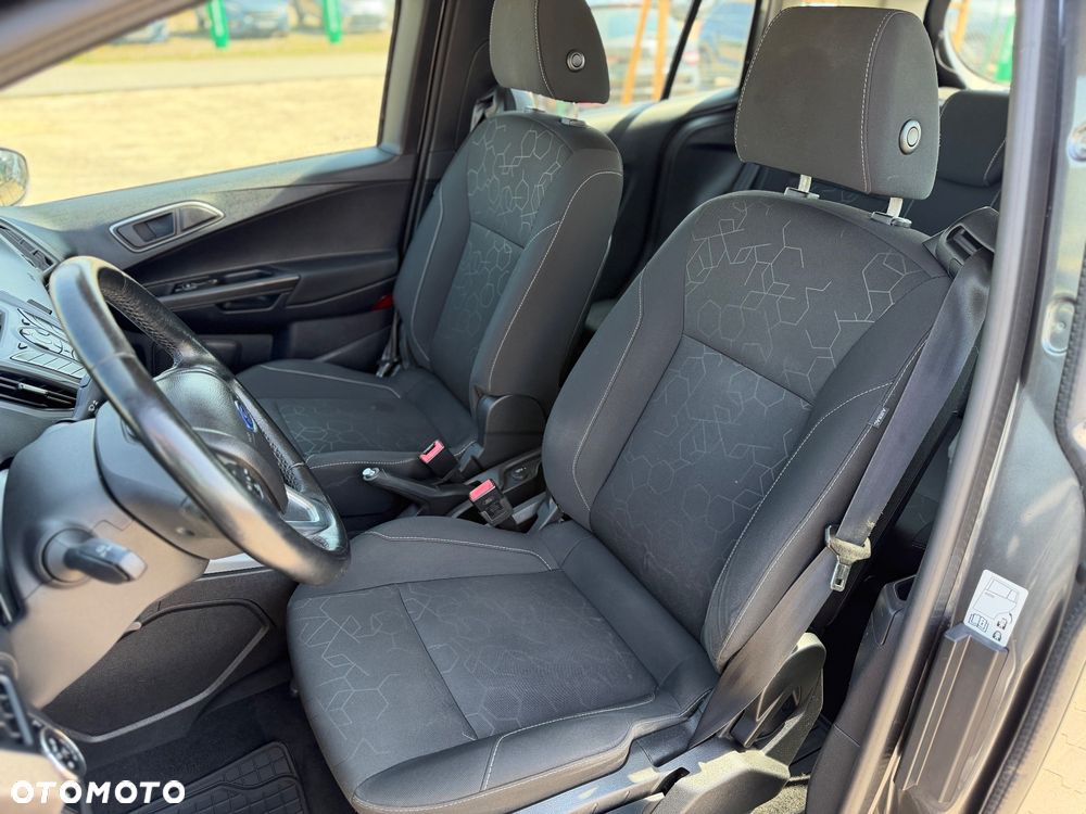 Ford B-MAX - 11
