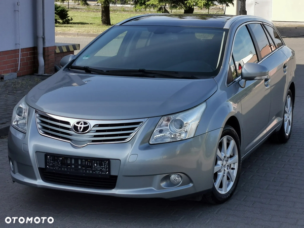 Toyota Avensis Combi 1.8 Comfort