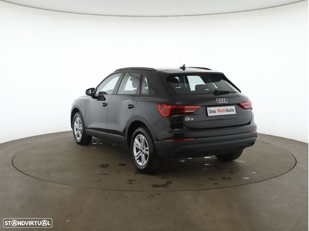 Audi Q3 - 17