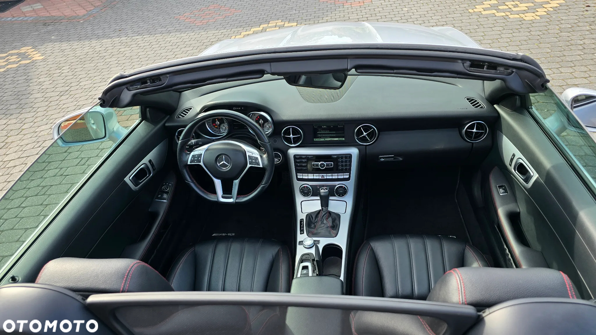 Mercedes-Benz SLK 200 (BlueEFFICIENCY) 7G-TRONIC - 26