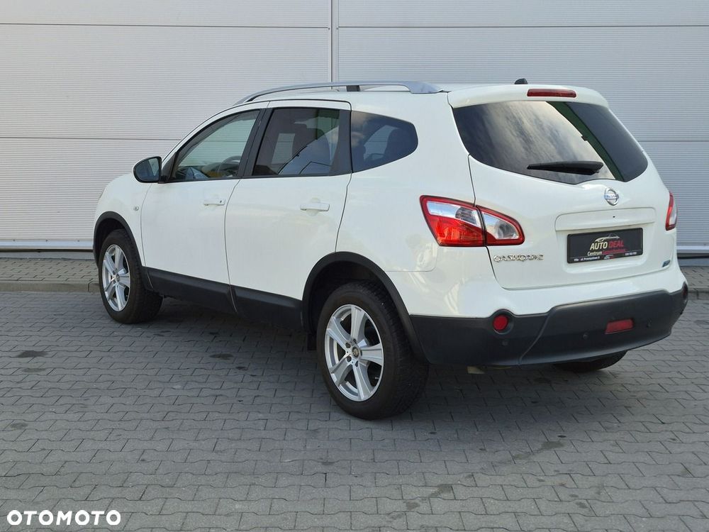 Nissan Qashqai+2 - 12