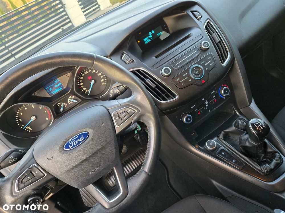 Ford Focus ver-1-0-ecoboost-start--stopp--system-active-x - 7