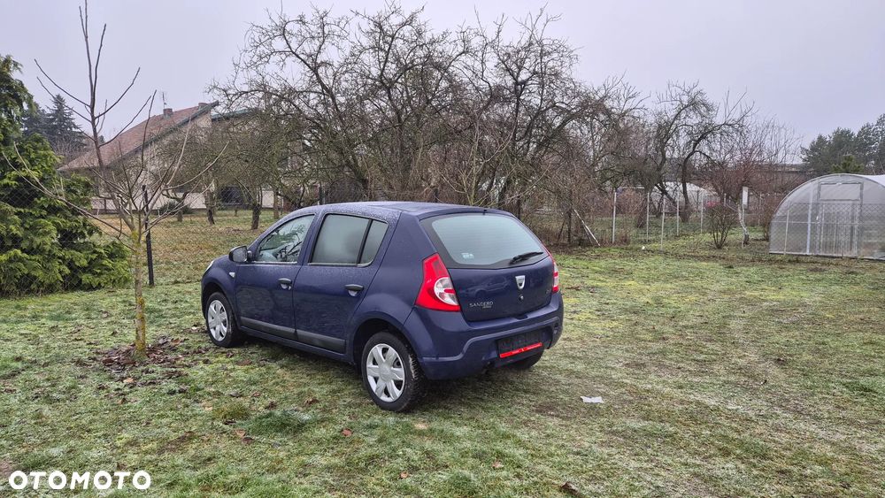 Dacia Sandero 1.2 16V 75 Live II - 9