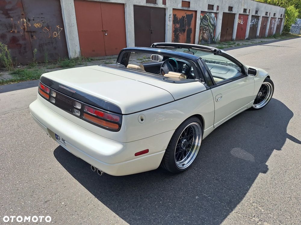 Nissan 300 ZX - 12