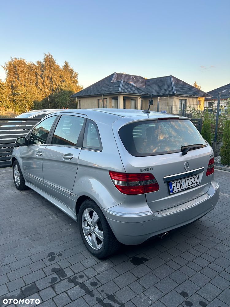 Mercedes-Benz Klasa B 180 CDI - 8