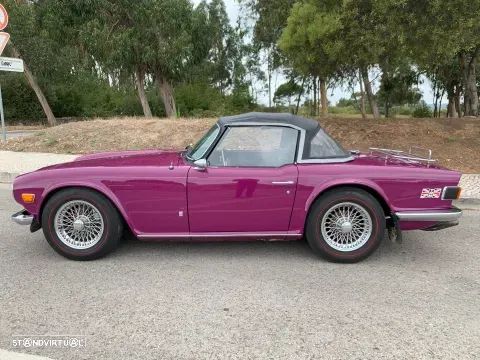 Triumph TR6 - 8