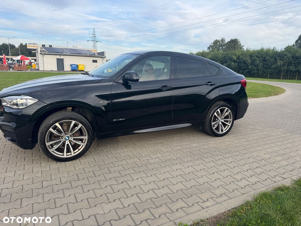 BMW X6 xDrive30d - 10